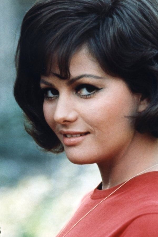 克勞蒂亞‧卡汀娜 (Claudia Cardinale)：照片